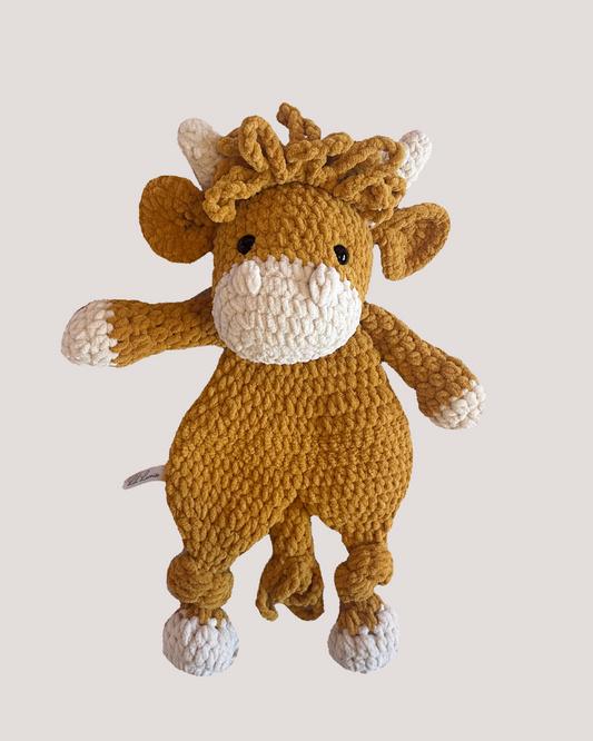 Lil Luvie | Highland Cow
